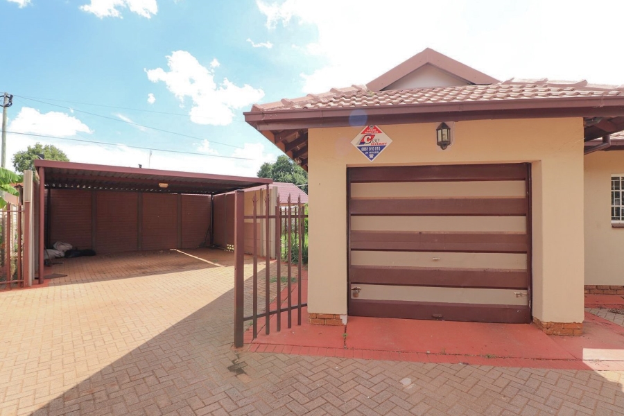 To Let 3 Bedroom Property for Rent in Stilfontein Ext 4 North West